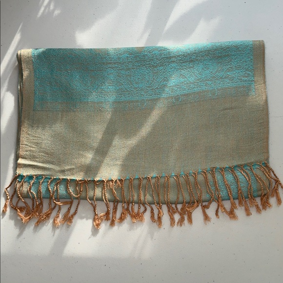 Chic Teal and Gold Blue Pacific Women's Wrap. - Picture 12 of 12